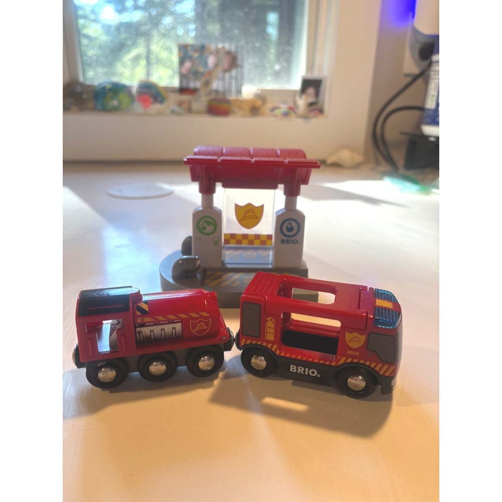 BRIO World Fire Rescue Gas Station Fire Engine Train Set 3010 2030 Wooden